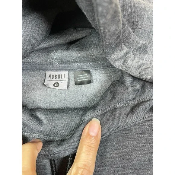 NOBULL / Women / Training hoodie / Heather gray / Size Small Scuba Hood - Picture 4 of 14